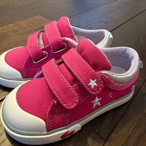 NWT See Kai Run Robyne Berry Star Sneakers